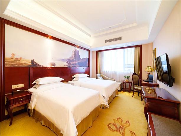Imagen de la habitación del Hotel Vienna International Tourism and Resorts Zone. Foto 2