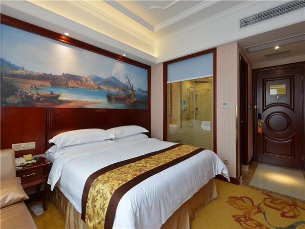 Imagen de la habitación del Hotel Vienna International Tourism and Resorts Zone. Foto 6