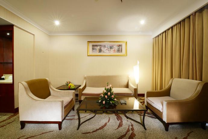 Imagen de la habitación del Hotel Vienna International- Xiangyang Railway Station. Foto 7