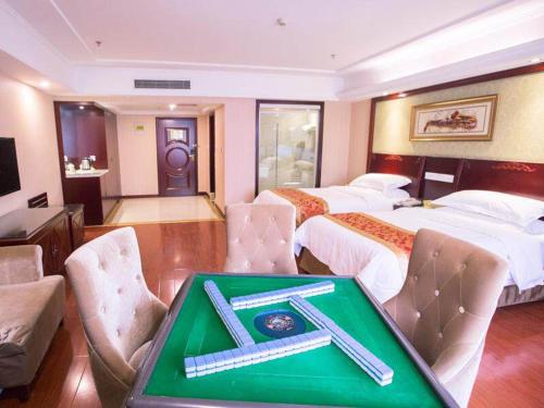 Imagen general del Hotel Vienna International Yangzhou outlets Plaza Heyuan. Foto 6