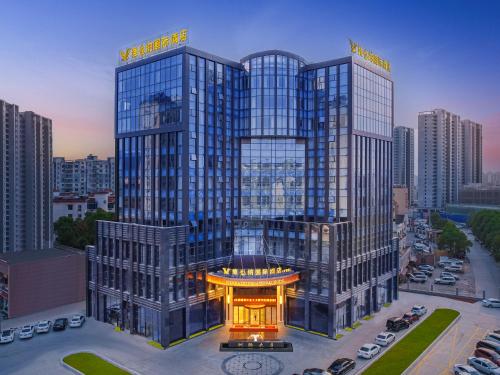 Imagen general del Hotel Vienna International Yichun Wanzai Guomao Branch. Foto 1