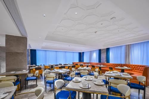 Imagen general del Hotel Vienna International Yichun Wanzai Guomao Branch. Foto 16