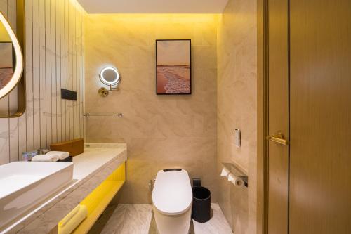 Imagen general del Hotel Vienna International - Yunfu Century Avenue. Foto 10