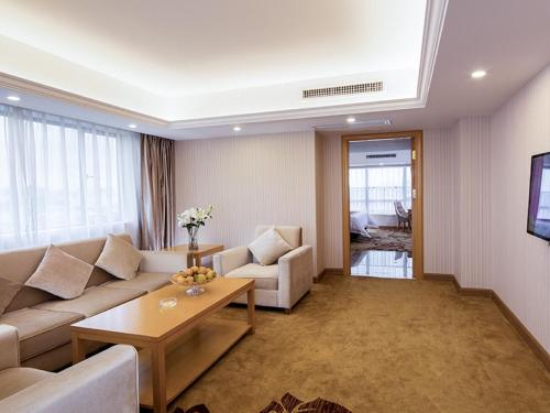 Imagen general del Hotel Vienna International Zhongshan Torch Develop. Foto 2