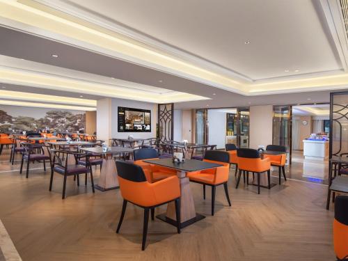 Imagen de la habitación del Hotel Vienna International Zhuhai Gongbei Port Fuhuali Branch. Foto 19