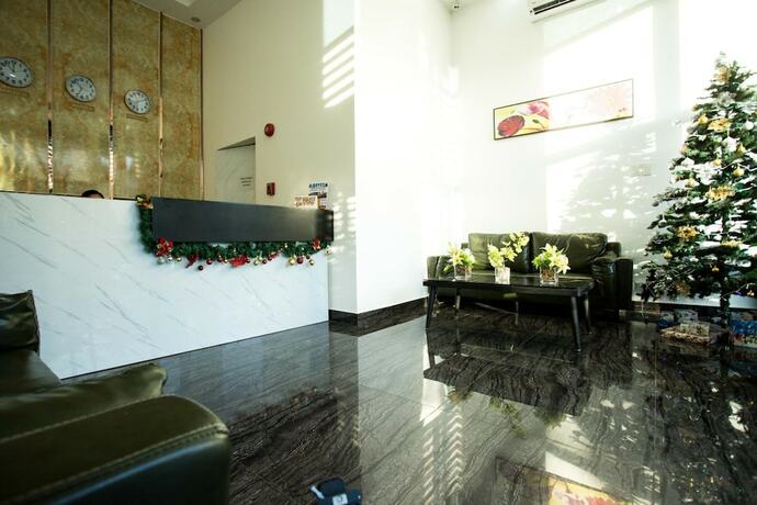 Imagen general del Hotel Vienna, Isla Sangat. Foto 9