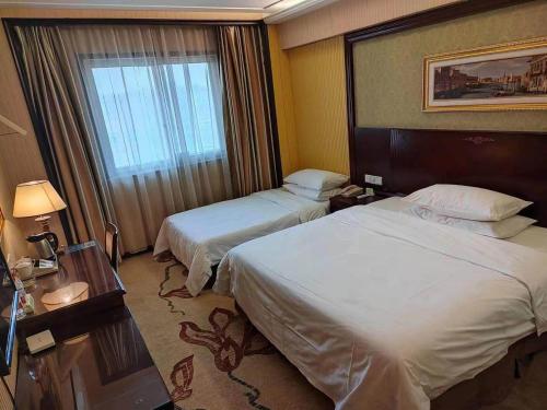 Imagen general del Hotel Vienna Jiangsu Yangzhou Shouxihu Wenchangge. Foto 3
