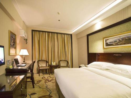 Imagen de la habitación del Hotel Vienna Jiangsu Yangzhou Shouxihu Wenchangge. Foto 14