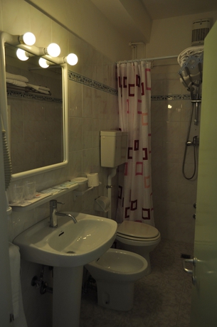 Imagen de la habitación del Hotel Vienna, Lignano Sabbiadoro. Foto 3
