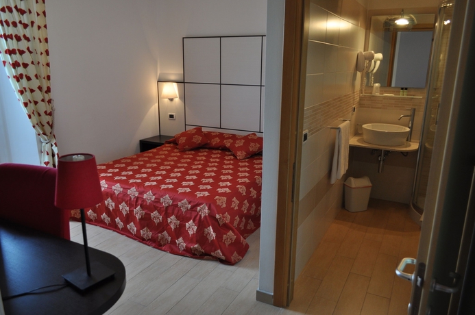 Imagen de la habitación del Hotel Vienna, Lignano Sabbiadoro. Foto 11