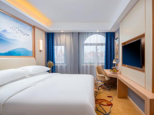 Imagen de la habitación del Hotel Vienna Lukou Airport. Foto 11