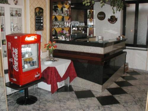 Imagen de los interiores del Hotel Vienna, Milán. Foto 9