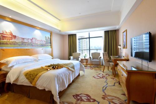 Imagen de la habitación del Hotel Vienna Qinzhou North Area Plaza. Foto 7