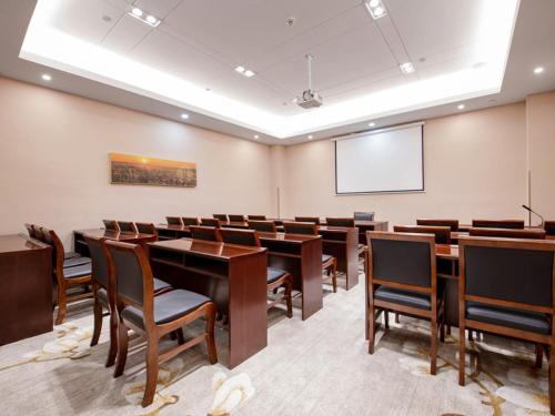 Imagen general del Hotel Vienna SanHao Jiangsu Danyang Jinying. Foto 2