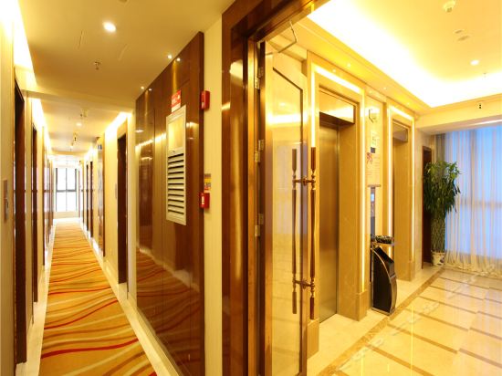 Imagen general del Hotel Vienna Sanya Sanya Bay. Foto 1