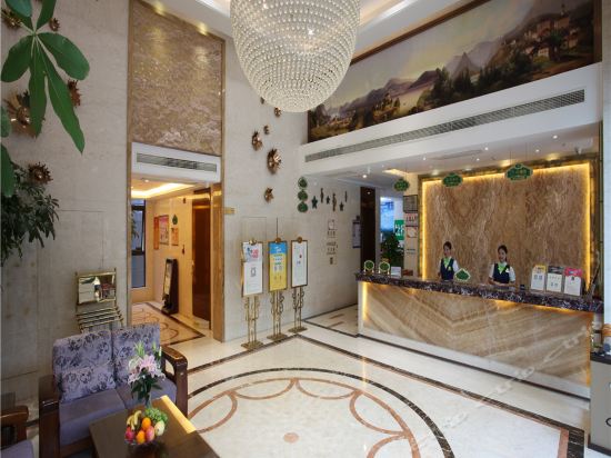 Imagen general del Hotel Vienna Sanya Sanya Bay. Foto 4