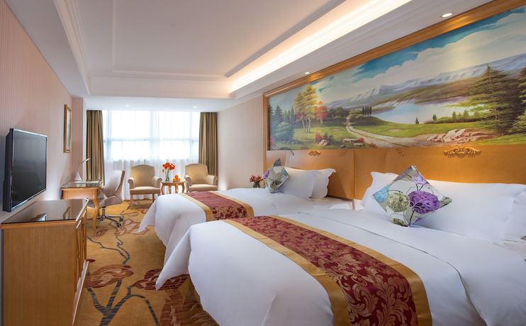Imagen de los interiores del Hotel Vienna Shenzhen - Fuyong Metro Station Branch. Foto 13