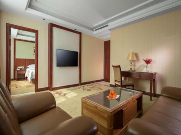 Imagen de la habitación del Hotel Vienna Shenzhen Fuyong Qiaotou. Foto 11