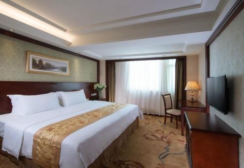 Imagen general del Hotel Vienna Shenzhen Fuyong Xintian. Foto 4