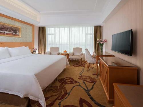 Imagen general del Hotel Vienna Shenzhen Gongming Nanhuan Road. Foto 1