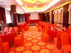 Imagen del bar/restaurante del Hotel Vienna Shenzhen Minzhi Branch. Foto 2
