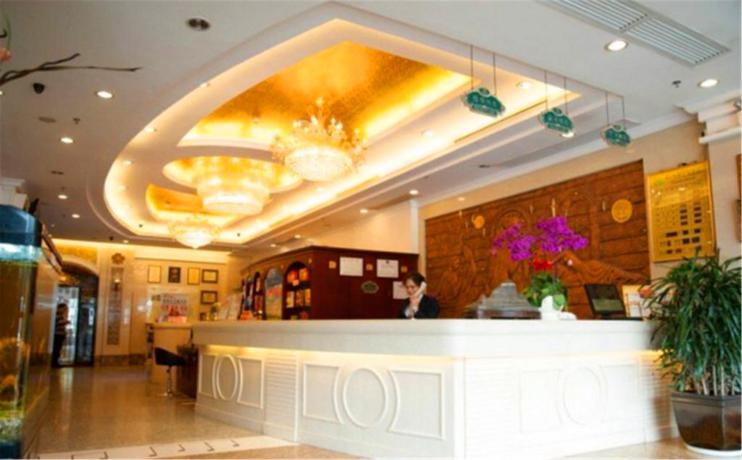 Imagen general del Hotel Vienna Shenzhen Yinhu Bus Station. Foto 4