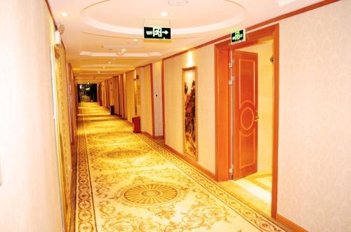 Imagen general del Hotel Vienna Shiyan Guangming Road. Foto 1