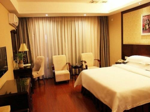 Imagen de la habitación del Hotel Vienna Songgang Yanchuan Road. Foto 10