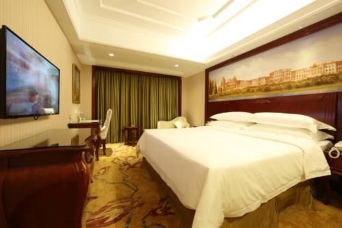 Imagen general del Hotel Vienna Songgang Yanchuan Road. Foto 4