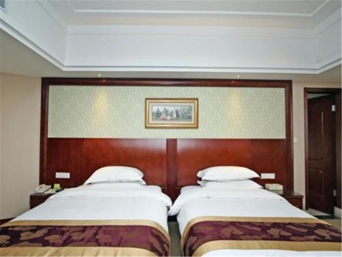 Imagen de la habitación del Hotel Vienna Suzhou Fairyland. Foto 8