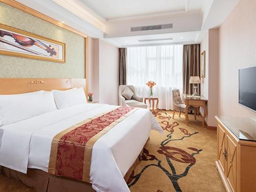 Imagen general del Hotel Vienna Tianbao Road. Foto 2