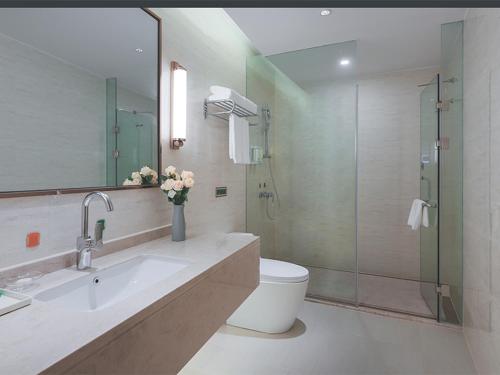 Imagen general del Hotel Vienna Yangzhou Gaoyou Dongfangyujing. Foto 2