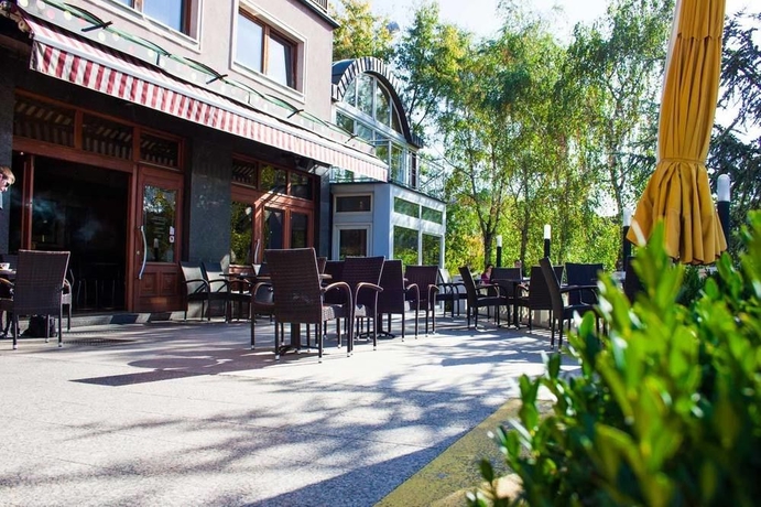 Imagen de los exteriores del Hotel Vienna, Zagreb. Foto 11