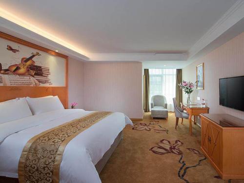 Imagen de la habitación del Hotel Vienna hotel Guangdong Chaozhou Chaoan store. Foto 17