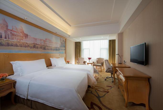 Imagen de la habitación del Hotel ViennaHotel Shenzhen Longhua South Renmin Road. Foto 4