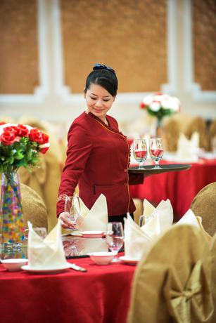 Imagen del bar/restaurante del Hotel ViennaHotel Shenzhen Nanshan Yilida. Foto 6