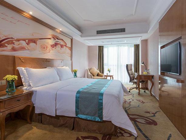 Imagen de la habitación del Hotel ViennaInternational Hotel Luogang Wanda Plaza. Foto 4