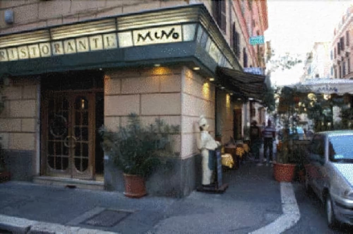 Imagen del bar/restaurante del Hotel Viennese Due. Foto 2