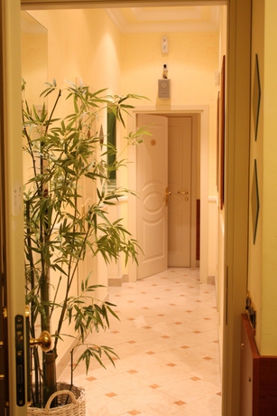 Imagen de los interiores del Hotel Viennese. Foto 10