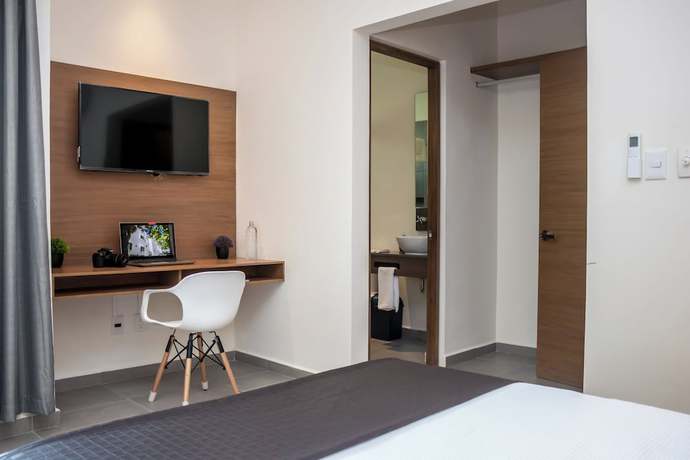 Imagen de la habitación del Hotel Viento Suites Canc&uacute;n. Foto 2