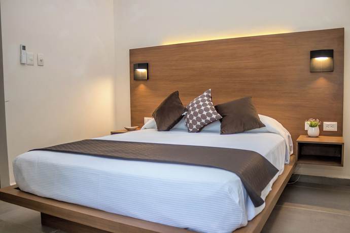 Imagen de la habitación del Hotel Viento Suites Canc&uacute;n. Foto 6