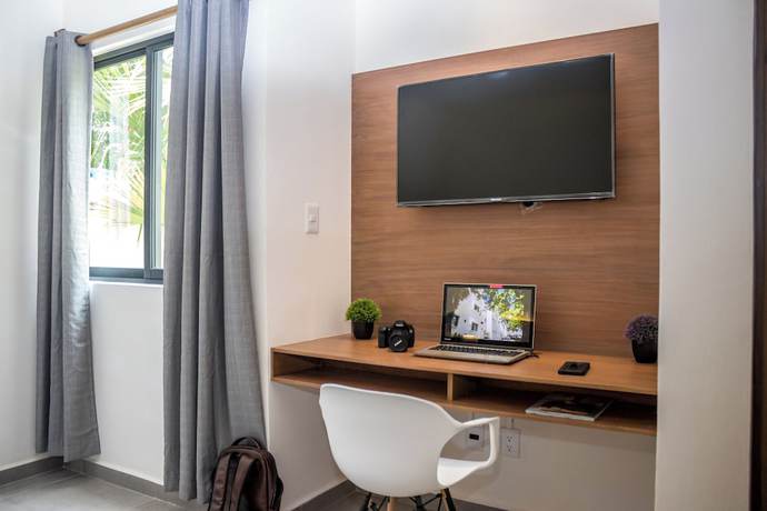 Imagen de la habitación del Hotel Viento Suites Canc&uacute;n. Foto 7