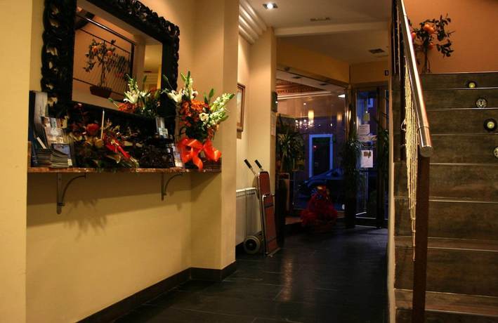 Imagen de los interiores del Hotel Viento del Norte. Foto 19