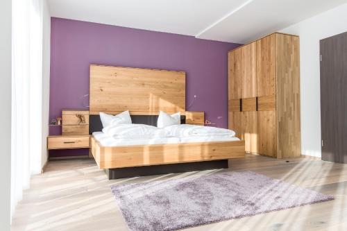 Imagen de la habitación del Hotel Vier Jahreszeiten, Bad Krozingen. Foto 10