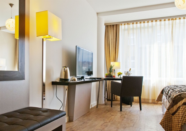 Imagen de los interiores del Hotel Vier Jahreszeiten Berlin City. Foto 12