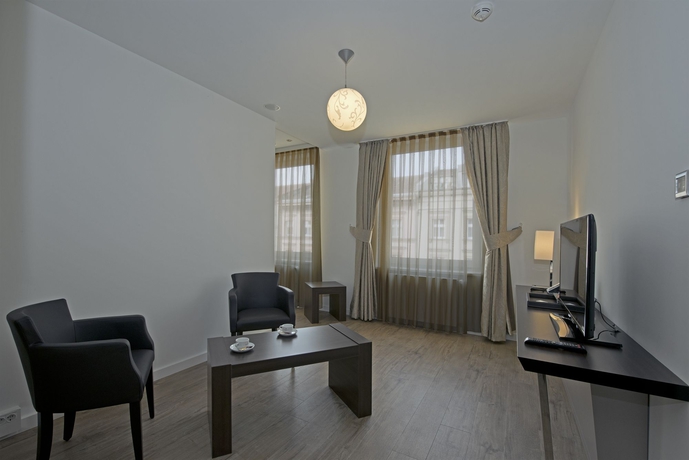 Imagen de los interiores del Hotel Vier Jahreszeiten Berlin City. Foto 15