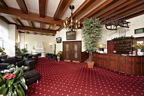 Imagen general del Hotel Vier Jahreszeiten, Garmisch - Partenkirchen. Foto 3