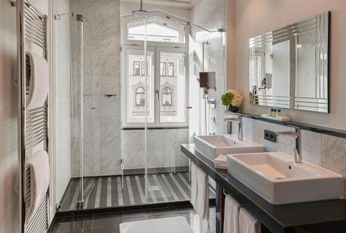 Imagen de la habitación del Hotel Vier Jahreszeiten Kempinski M&uuml;nchen. Foto 11