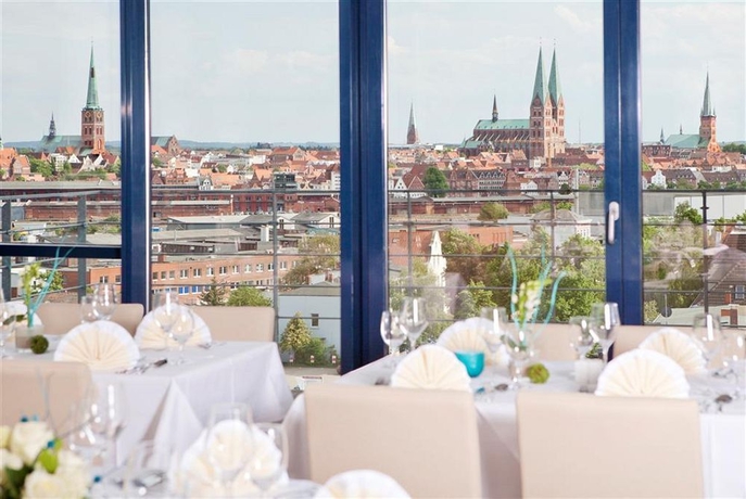 Imagen del bar/restaurante del Hotel Vier Jahreszeiten Lübeck. Foto 5