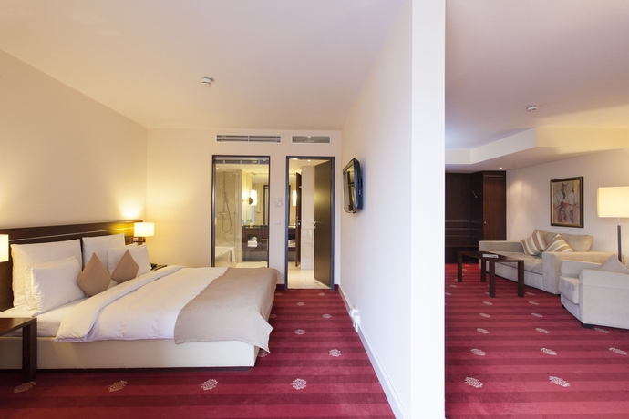 Imagen de la habitación del Hotel Vier Jahreszeiten Starnberg. Foto 7